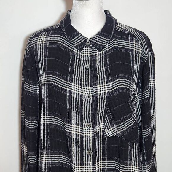 Good Hart Black and White Plaid Button Down Tunic Shirt Size Small - Picture 4 of 9